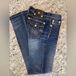Miss Me Signature-Rise Boot cut Size 28
